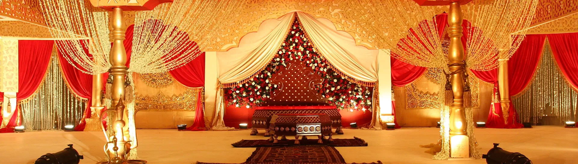 Top 10 Beautiful Wedding Home Décor Ideas for Walls and Interiors